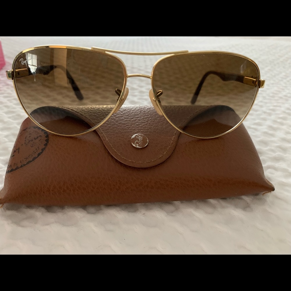 **SOLD** Ray-Ban Aviator Gold/Brown Sunglasses